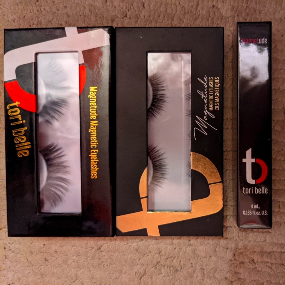 Tori belle magnetic lashes and liner